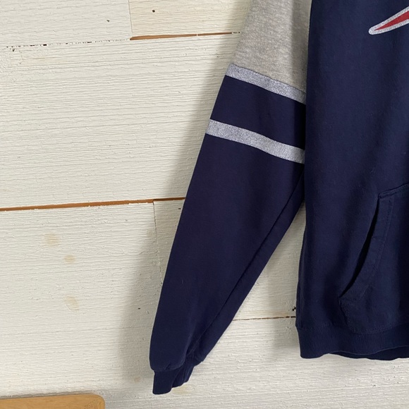 Youth Patriots Hooded Sweatshirt. Size XL. 18/20 - Picture 8 of 8